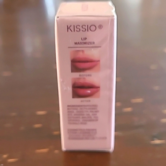 BNIB Kissio Plump Lip Maximizer, 5.5 ml - Picture 3 of 4